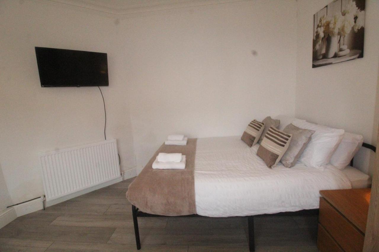 Dinnington House Dinnington By Smart Corporate Stays מראה חיצוני תמונה