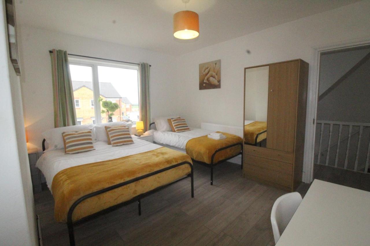 Dinnington House Dinnington By Smart Corporate Stays מראה חיצוני תמונה