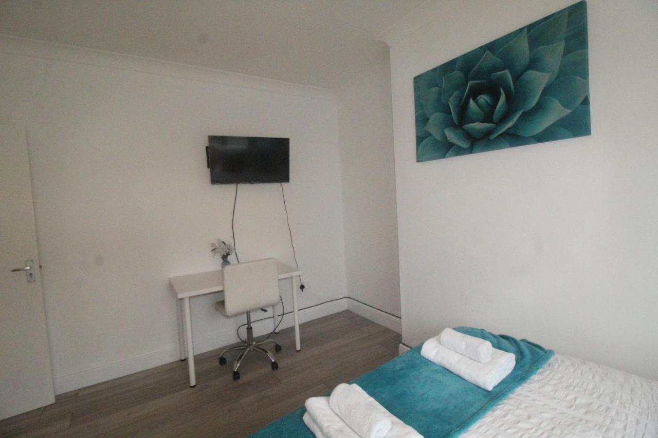 Dinnington House Dinnington By Smart Corporate Stays מראה חיצוני תמונה