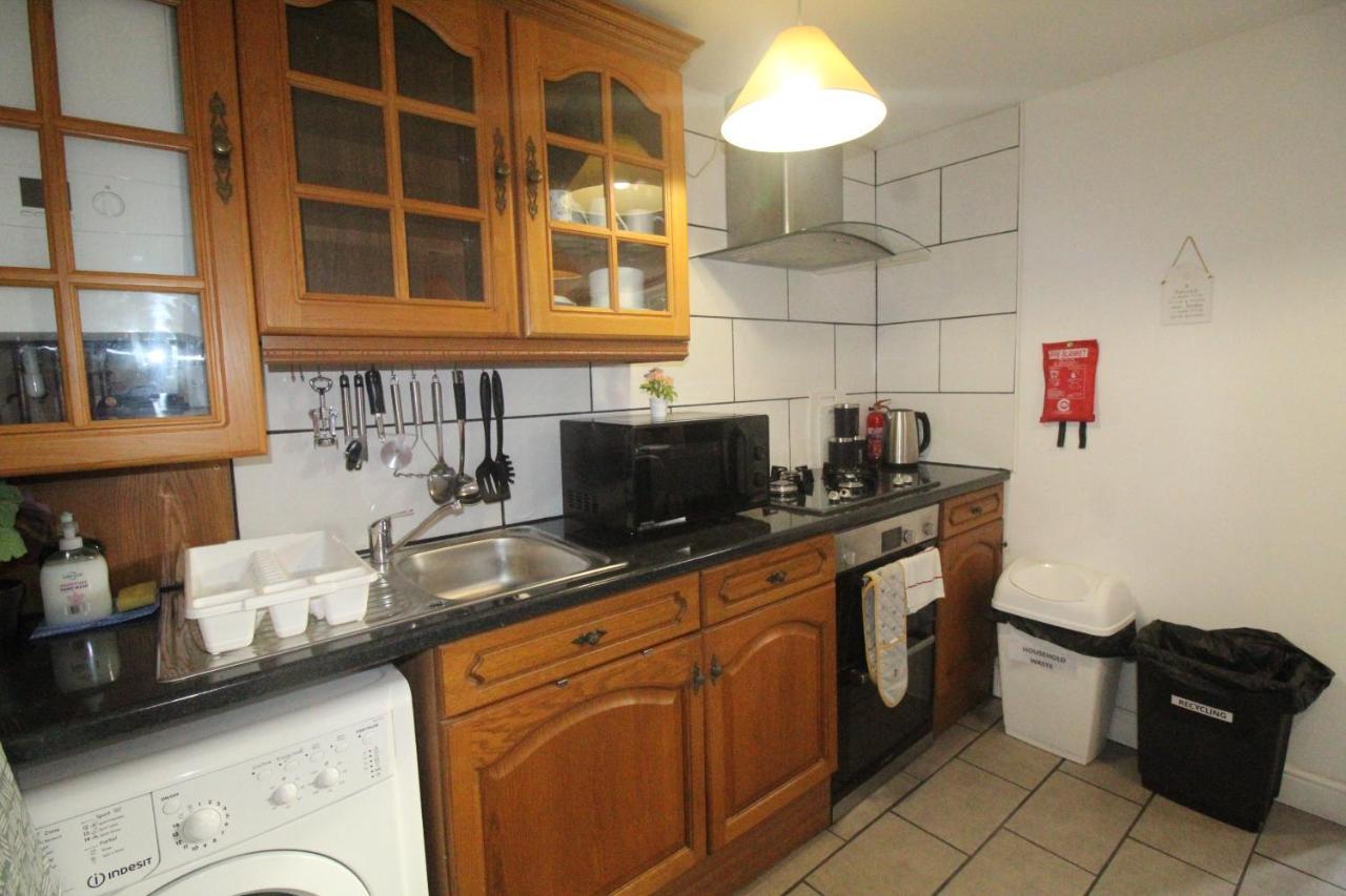 Dinnington House Dinnington By Smart Corporate Stays מראה חיצוני תמונה